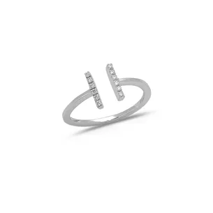 Bague Brasilia en Or blanc 750 mill. serti de Diamants 0.08ct.