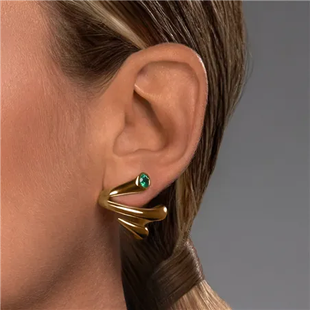 Boucles d'oreilles en Or Jaune 750Mill. 
avec 2 Emeraudes