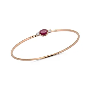 Bracelet Jonc Rubis Oval et Diamants en Or 